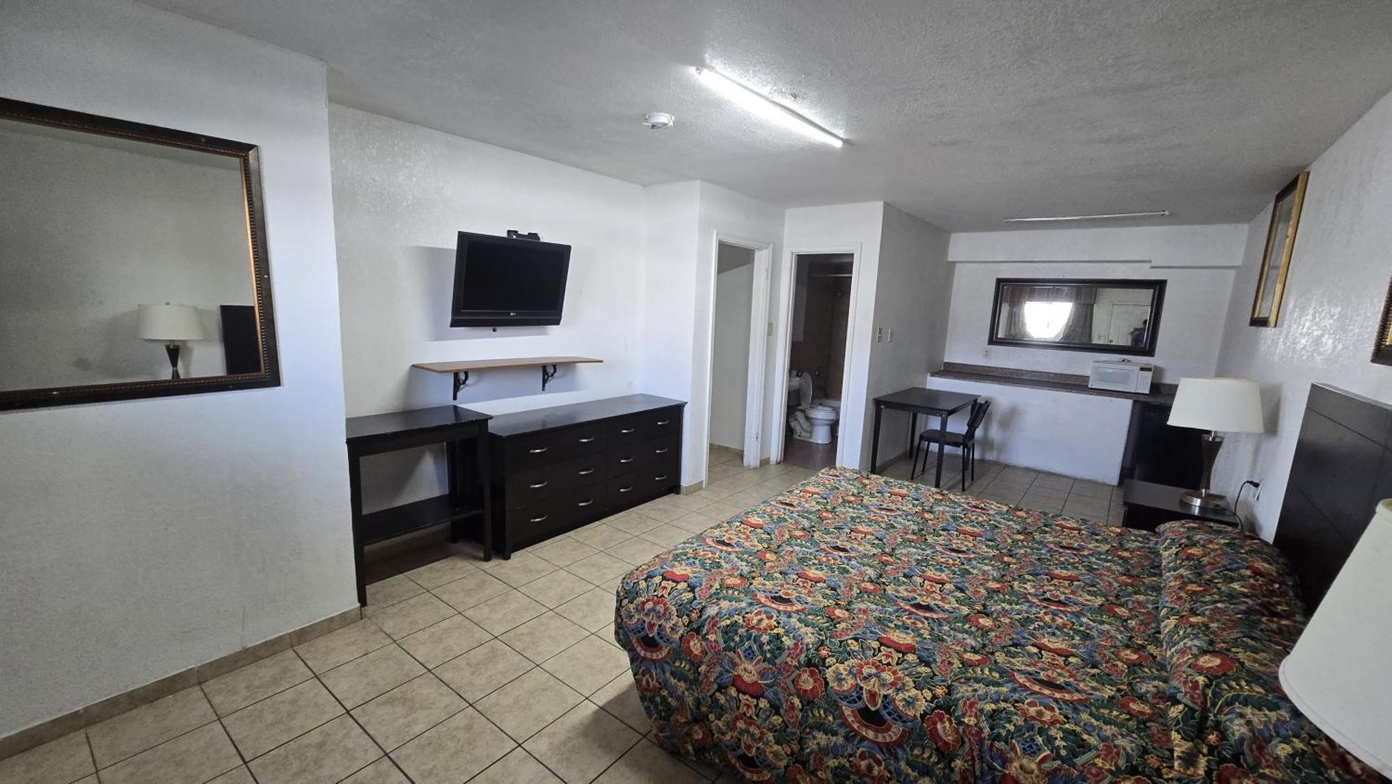 Super 7 Inn By Oyo San Antonio Nw Medical Center Extérieur photo
